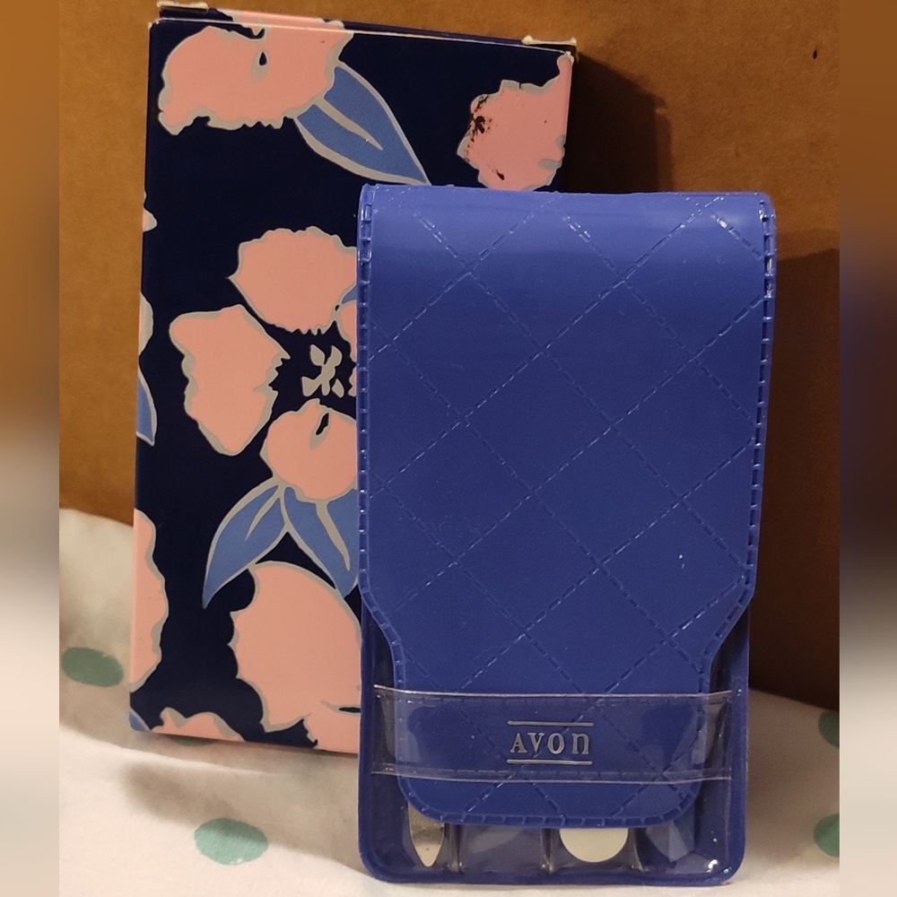 NEW! Vintage AVON Manicure Set